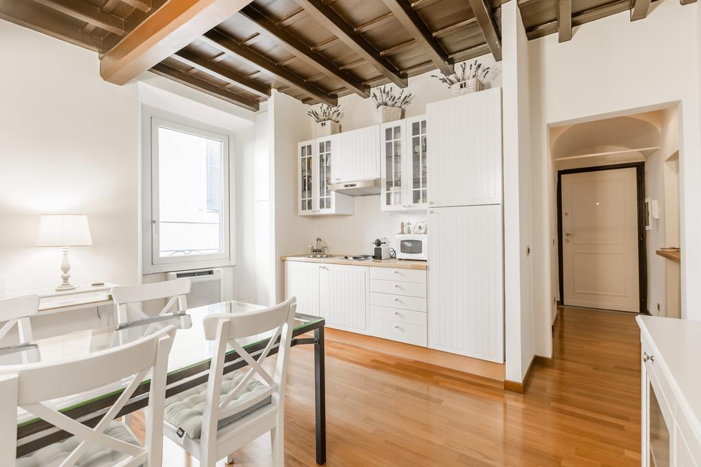 Navona Bernini Lodge ローマ エクステリア 写真