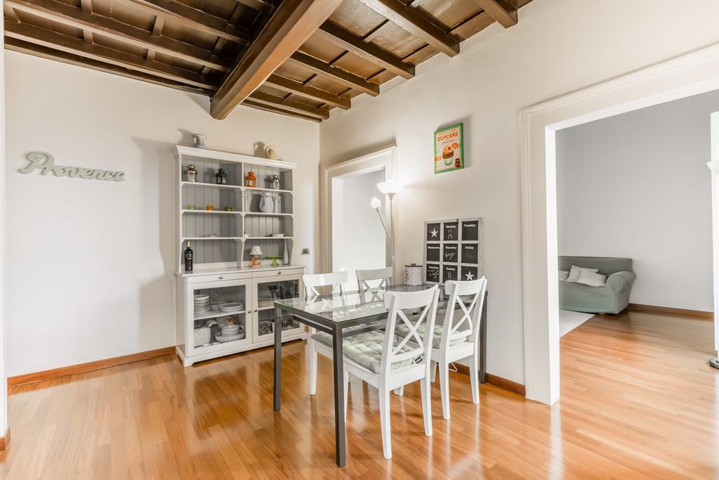 Navona Bernini Lodge ローマ エクステリア 写真
