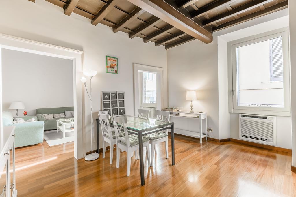 Navona Bernini Lodge ローマ エクステリア 写真